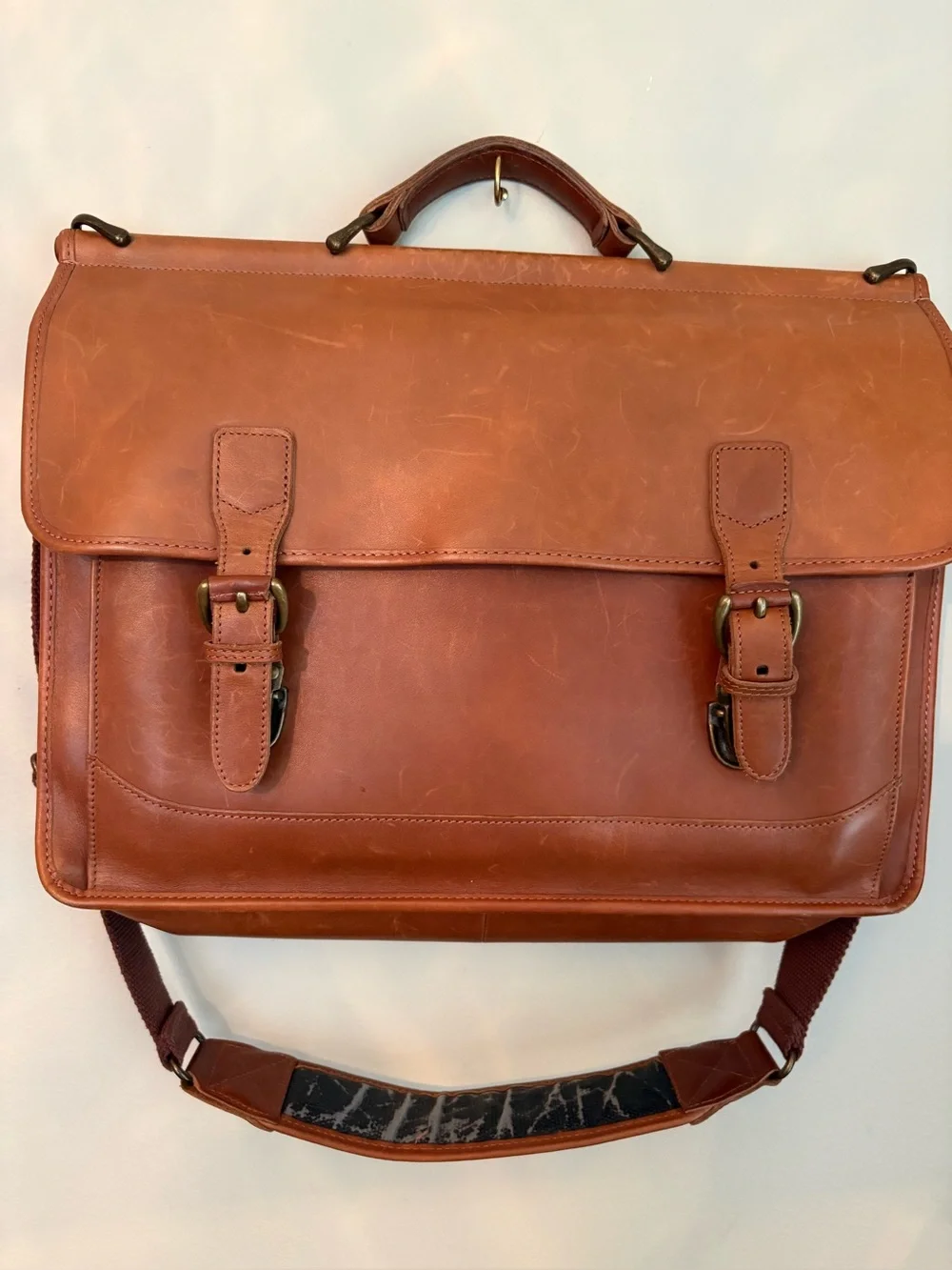 L.L. BEAN Leather Messenger Satchel Bag in Brown -